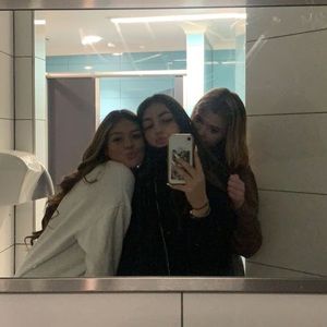 Meet your Posher, Marissa